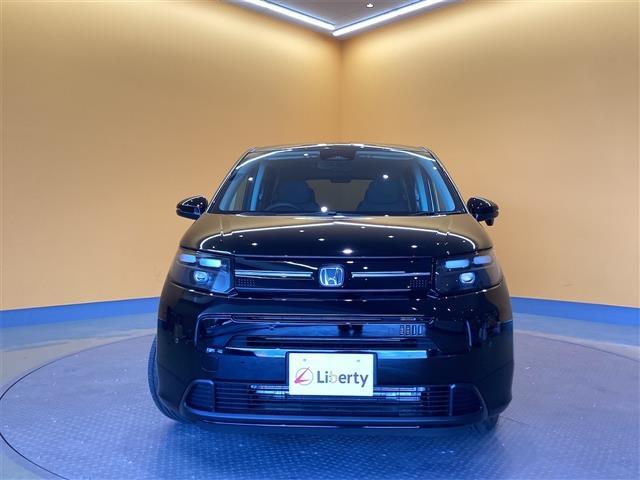 フリード エアー EX バックカメラ 禁煙車 クリアランスソナー オートクルーズコントロール 衝突被害軽減システム 両側電動スライドドア オートライト LEDヘッドランプ スマートキー 電動格納ミラー シートヒーター(15枚目)