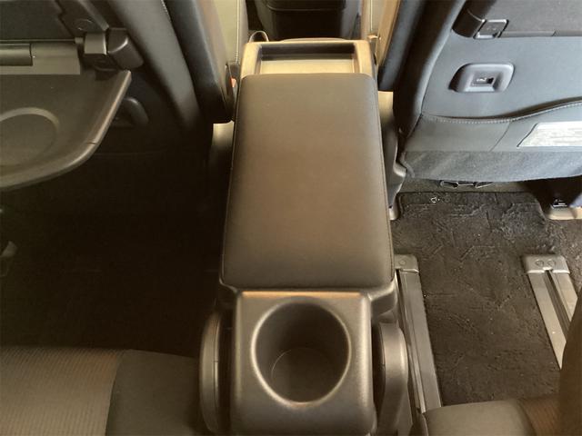 日産 セレナ 37枚目