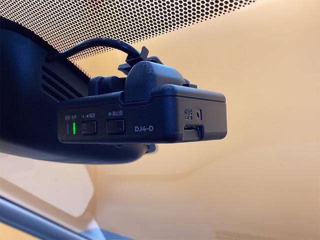 日産 セレナ 42枚目