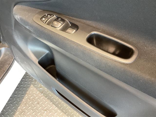 この度は当店のお車をご覧になっていただき、誠にありがとうございます。ぜひじっくりとご検討下さい。気軽にお問合せ・お見積りお待ちしております。