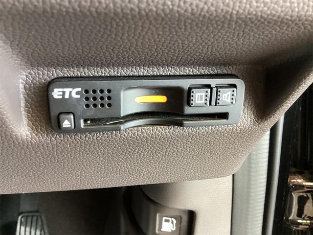 フリード Ｇ・ホンダセンシング　ＥＴＣ　バックカメラ　ナビ　ＴＶ　オートクルーズコントロール　レーンアシスト　衝突被害軽減システム　両側電動スライドドア　スマートキー　電動格納ミラー　３列シート　ウォークスルー（12枚目）