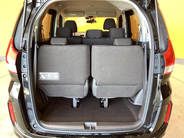 フリード Ｇ・ホンダセンシング　ＥＴＣ　バックカメラ　ナビ　ＴＶ　オートクルーズコントロール　レーンアシスト　衝突被害軽減システム　両側電動スライドドア　スマートキー　電動格納ミラー　３列シート　ウォークスルー（22枚目）