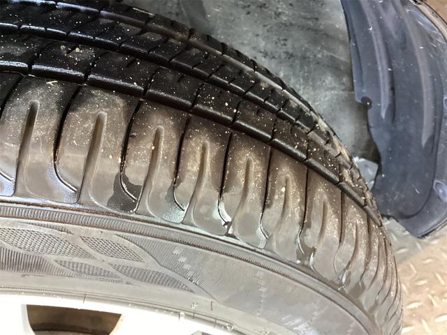 フリード Ｇ・ホンダセンシング　ＥＴＣ　バックカメラ　ナビ　ＴＶ　オートクルーズコントロール　レーンアシスト　衝突被害軽減システム　両側電動スライドドア　スマートキー　電動格納ミラー　３列シート　ウォークスルー（24枚目）