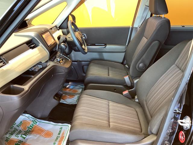 フリード Ｇ・ホンダセンシング　ＥＴＣ　バックカメラ　ナビ　ＴＶ　オートクルーズコントロール　レーンアシスト　衝突被害軽減システム　両側電動スライドドア　スマートキー　電動格納ミラー　３列シート　ウォークスルー（25枚目）