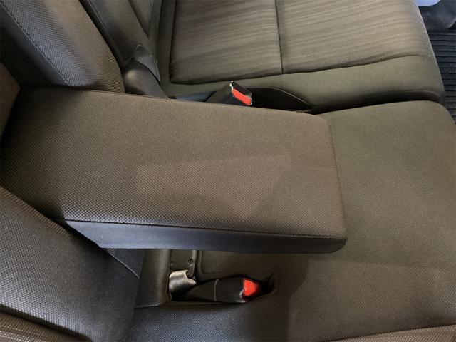 フリード Ｇ・ホンダセンシング　ＥＴＣ　バックカメラ　ナビ　ＴＶ　オートクルーズコントロール　レーンアシスト　衝突被害軽減システム　両側電動スライドドア　スマートキー　電動格納ミラー　３列シート　ウォークスルー（32枚目）