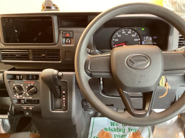 ダイハツ ハイゼットカーゴ 6枚目