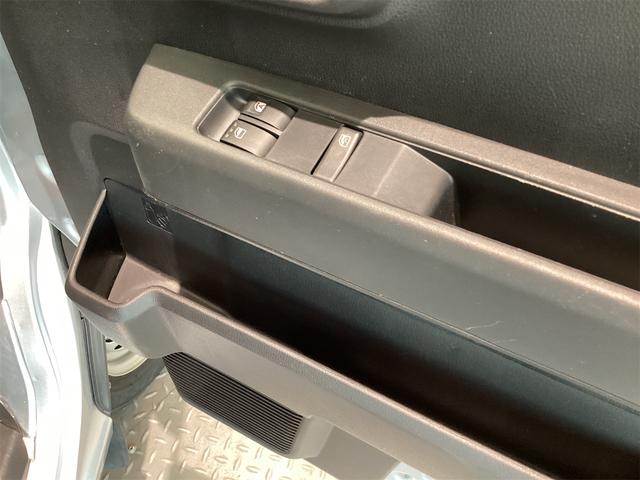 ダイハツ ハイゼットカーゴ 10枚目