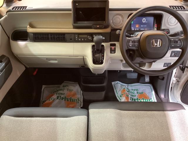 Ｎ－ＢＯＸ ベースグレード　バックカメラ　両側スライド・片側電動　クリアランスソナー　オートライト　スマートキー　電動格納ミラー　シートヒーター　ベンチシート　ＣＶＴ　ＡＢＳ　ＥＳＣ　チップアップシート　エアコン（5枚目）