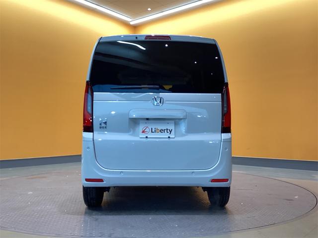 Ｎ－ＢＯＸ ベースグレード　バックカメラ　両側スライド・片側電動　クリアランスソナー　オートライト　スマートキー　電動格納ミラー　シートヒーター　ベンチシート　ＣＶＴ　ＡＢＳ　ＥＳＣ　チップアップシート　エアコン（18枚目）