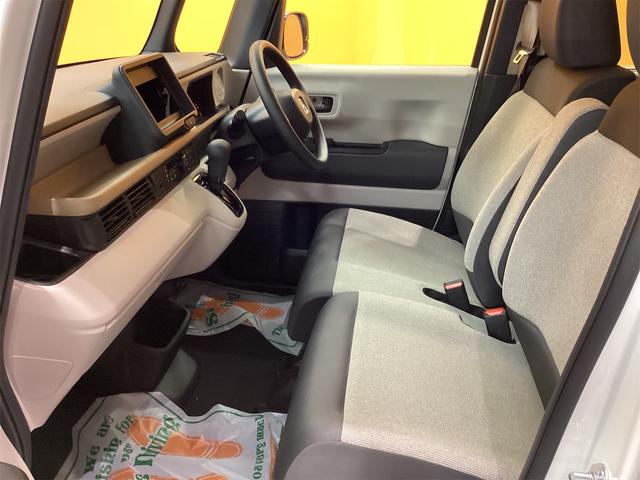 Ｎ－ＢＯＸ ベースグレード　バックカメラ　両側スライド・片側電動　クリアランスソナー　オートライト　スマートキー　電動格納ミラー　シートヒーター　ベンチシート　ＣＶＴ　ＡＢＳ　ＥＳＣ　チップアップシート　エアコン（28枚目）