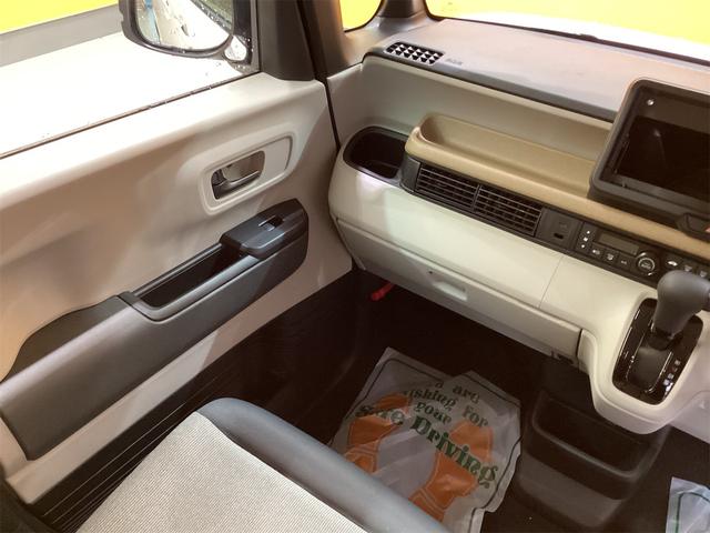 Ｎ－ＢＯＸ ベースグレード　バックカメラ　両側スライド・片側電動　クリアランスソナー　オートライト　スマートキー　電動格納ミラー　シートヒーター　ベンチシート　ＣＶＴ　ＡＢＳ　ＥＳＣ　チップアップシート　エアコン（31枚目）