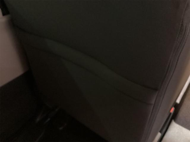 Ｎ－ＢＯＸ ベースグレード　バックカメラ　両側スライド・片側電動　クリアランスソナー　オートライト　スマートキー　電動格納ミラー　シートヒーター　ベンチシート　ＣＶＴ　ＡＢＳ　ＥＳＣ　チップアップシート　エアコン（34枚目）