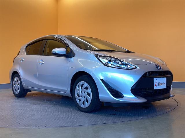 アクア Ｓ　ＥＴＣ　ナビ　ＴＶ　キーレスエントリー　電動格納ミラー　ＣＶＴ　盗難防止システム　衝突安全ボディ　ＡＢＳ　ＥＳＣ　ＣＤ　ＵＳＢ　ミュージックプレイヤー接続可　Ｂｌｕｅｔｏｏｔｈ　エアコン（16枚目）