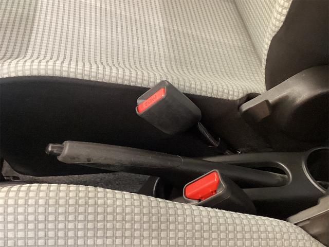 アルト Ｌ　アイドリングストップ　運転席シートヒーター　キーレス　ＣＶＴ　ＥＳＣ　ＣＤ　ミュージックプレイヤー接続可　エアコン　エコアイドル　横滑り防止装置付き　運転席助手席エアバッグ　シートＨ　ＰＷ　ＰＳ（28枚目）