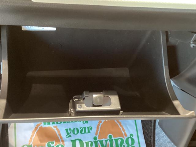 アルト Ｌ　アイドリングストップ　運転席シートヒーター　キーレス　ＣＶＴ　ＥＳＣ　ＣＤ　ミュージックプレイヤー接続可　エアコン　エコアイドル　横滑り防止装置付き　運転席助手席エアバッグ　シートＨ　ＰＷ　ＰＳ（29枚目）