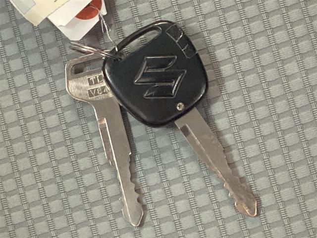 アルト Ｌ　アイドリングストップ　運転席シートヒーター　キーレス　ＣＶＴ　ＥＳＣ　ＣＤ　ミュージックプレイヤー接続可　エアコン　エコアイドル　横滑り防止装置付き　運転席助手席エアバッグ　シートＨ　ＰＷ　ＰＳ（37枚目）