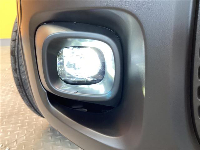 フリード クロスター　バックカメラ　クリアランスソナー　オートクルーズコントロール　レーンアシスト　衝突被害軽減システム　両側電動スライドドア　ＬＥＤヘッドランプ　ヘッドライトウォッシャー　スマートキー　電動格納ミラー（42枚目）