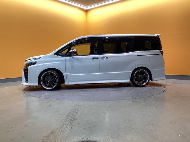 ヴォクシー ZS 煌III ETC バックカメラ クリアランスソナー オートクルーズコントロール レーンアシスト 衝突被害軽減システム 両側電動スライドドア オートマチックハイビーム LEDヘッドランプ(11枚目)