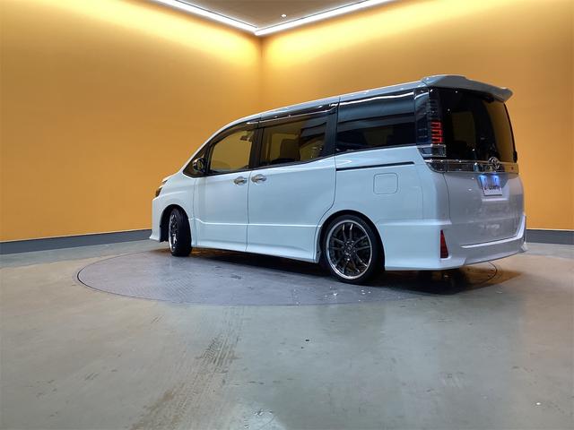 ヴォクシー ZS 煌III ETC バックカメラ クリアランスソナー オートクルーズコントロール レーンアシスト 衝突被害軽減システム 両側電動スライドドア オートマチックハイビーム LEDヘッドランプ(12枚目)