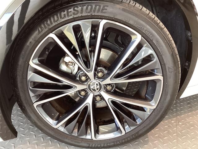 プリウス Ｚ　全周囲カメラ　デジタルインナーミラー　オートクルーズコントロール　レーンアシスト　パークアシスト　衝突被害軽減システム　アルミホイール　オートマチックハイビーム　オートライト　ＬＥＤヘッドランプ（19枚目）