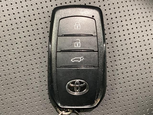 プリウス Ｚ　全周囲カメラ　デジタルインナーミラー　オートクルーズコントロール　レーンアシスト　パークアシスト　衝突被害軽減システム　アルミホイール　オートマチックハイビーム　オートライト　ＬＥＤヘッドランプ（26枚目）