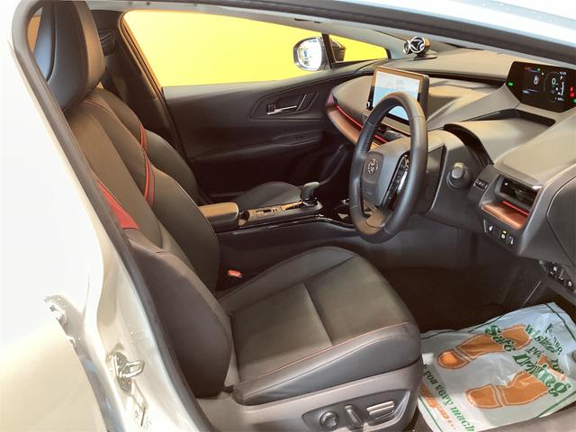 プリウス Ｚ　全周囲カメラ　デジタルインナーミラー　オートクルーズコントロール　レーンアシスト　パークアシスト　衝突被害軽減システム　アルミホイール　オートマチックハイビーム　オートライト　ＬＥＤヘッドランプ（34枚目）