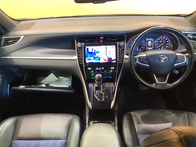 ハリアー プログレス　スタイルブルーイッシュ　全周囲カメラ　クリアランスソナー　オートクルーズコントロール　レーンアシスト　パワーシート　衝突被害軽減システム　ナビ　ＴＶ　オートマチックハイビーム　オートライト（5枚目）