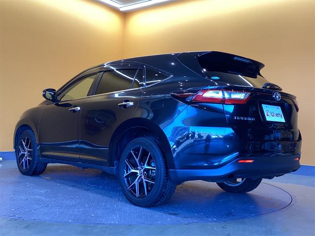 ハリアー プログレス　スタイルブルーイッシュ　全周囲カメラ　クリアランスソナー　オートクルーズコントロール　レーンアシスト　パワーシート　衝突被害軽減システム　ナビ　ＴＶ　オートマチックハイビーム　オートライト（21枚目）