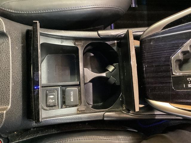 ハリアー プログレス　スタイルブルーイッシュ　全周囲カメラ　クリアランスソナー　オートクルーズコントロール　レーンアシスト　パワーシート　衝突被害軽減システム　ナビ　ＴＶ　オートマチックハイビーム　オートライト（36枚目）