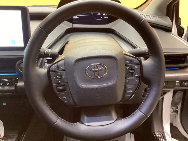 トヨタ プリウス 27枚目