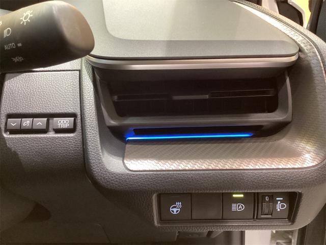 トヨタ プリウス 29枚目