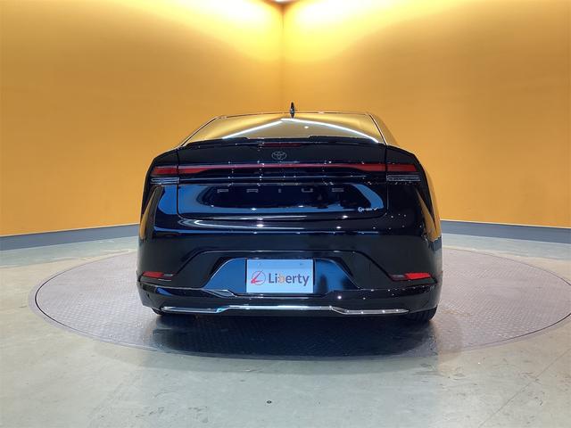 トヨタ プリウス 14枚目