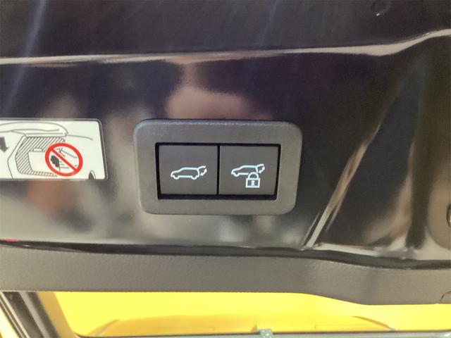 トヨタ プリウス 29枚目