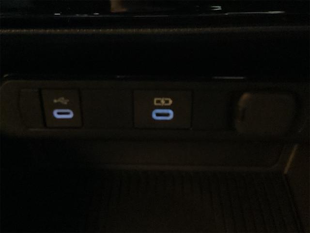 トヨタ プリウス 45枚目