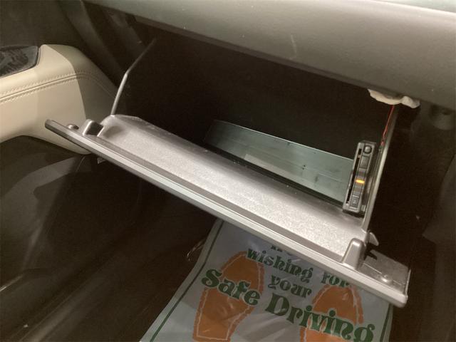 ＣＸ－８ ＸＤ　グランドジャーニー　４ＷＤ　ガラスルーフ　ナビ　全周囲カメラ　ＴＶ　ＥＴＣ　クリアランスソナー　オートクルーズコントロール　レーンアシスト　パワーシート　衝突被害軽減システム　オートライト（42枚目）