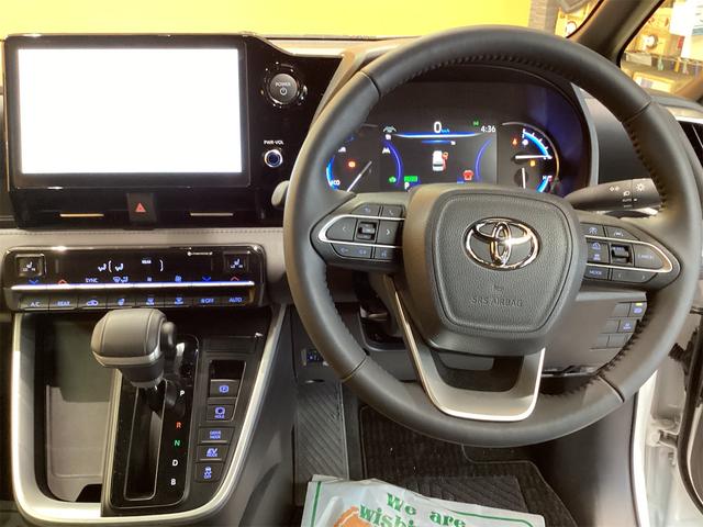 ヴォクシー ハイブリッドS-Z バックカメラ ナビ TV クリアランスソナー オートクルーズコントロール 衝突被害軽減システム 両側電動スライドドア オートマチックハイビーム LEDヘッドランプ 電動リアゲート スマートキー(9枚目)