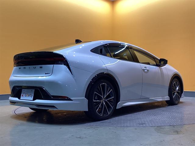 プリウス Z クリアランスソナー レーンアシスト オートクルーズコントロール 衝突被害軽減システム 全周囲カメラ ナビ TV アルミホイール オートマチックハイビーム オートライト LEDヘッドランプ サンルーフ(19枚目)