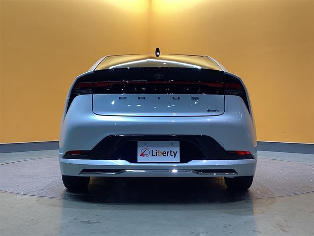 プリウス Z クリアランスソナー レーンアシスト オートクルーズコントロール 衝突被害軽減システム 全周囲カメラ ナビ TV アルミホイール オートマチックハイビーム オートライト LEDヘッドランプ サンルーフ(20枚目)