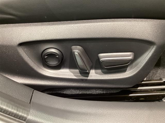 プリウス Z クリアランスソナー レーンアシスト オートクルーズコントロール 衝突被害軽減システム 全周囲カメラ ナビ TV アルミホイール オートマチックハイビーム オートライト LEDヘッドランプ サンルーフ(35枚目)