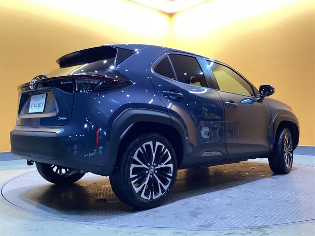 ヤリスクロス ハイブリッドZ バックカメラ クリアランスソナー オートクルーズコントロール レーンアシスト パワーシート 衝突被害軽減システム ナビ TV オートマチックハイビーム オートライト(19枚目)