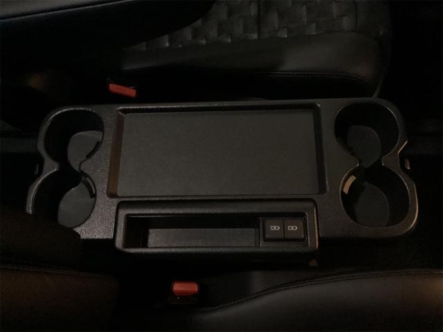 ヴォクシー ハイブリッドS-Z 10.5インチディスプレイオーディオ バックカメラ ナビ クリアランスソナー オートクルーズコントロール レーンアシスト 衝突被害軽減システム 両側電動スライドドア オートマチックハイビーム(37枚目)