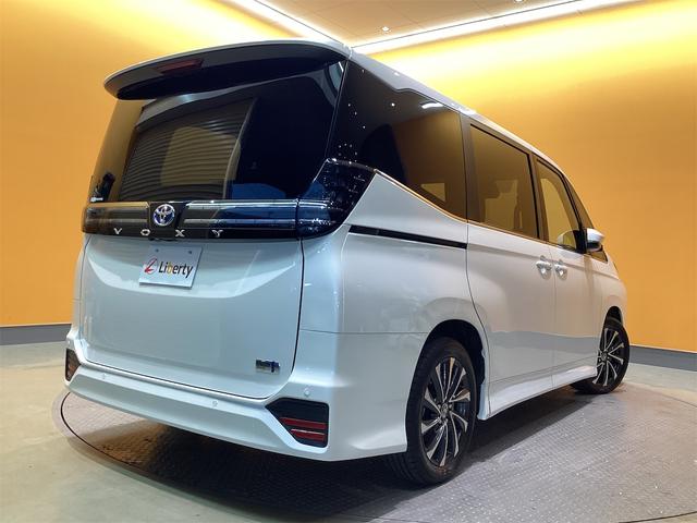 トヨタ ヴォクシー 16枚目