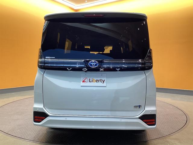 トヨタ ヴォクシー 17枚目