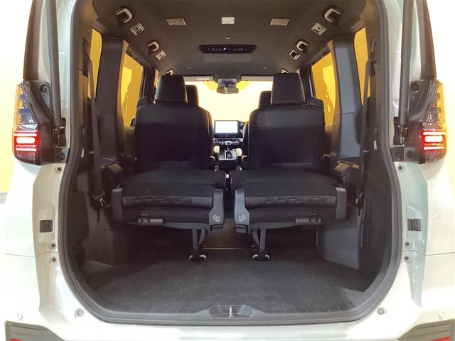 トヨタ ヴォクシー 20枚目