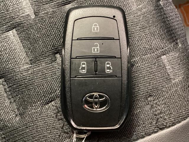 トヨタ ヴォクシー 26枚目