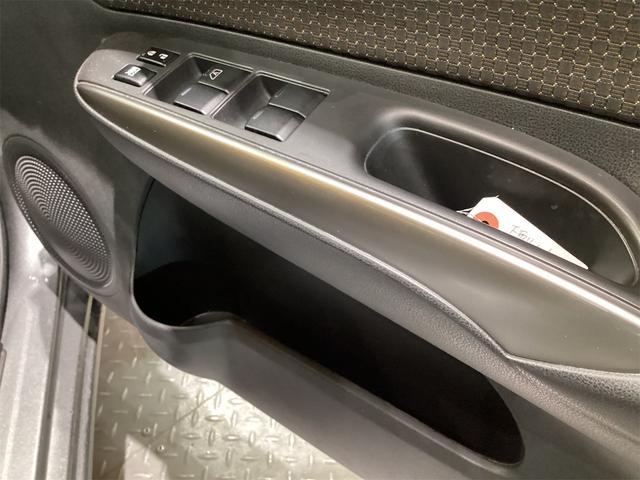 日産 ノート 35枚目