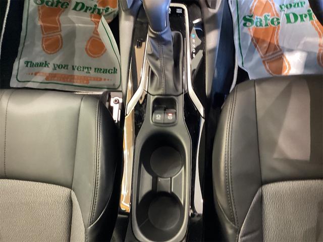 トヨタ カローラクロス 14枚目