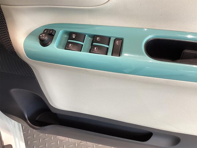 ムーヴキャンバス Ｘリミテッドメイクアップ　ＳＡＩＩＩ　ＥＴＣ　バックカメラ　両側電動スライドドア　ナビ　ＴＶ　クリアランスソナー　衝突被害軽減システム　オートマチックハイビーム　オートライト　スマートキー　アイドリングストップ　電動格納ミラー（13枚目）