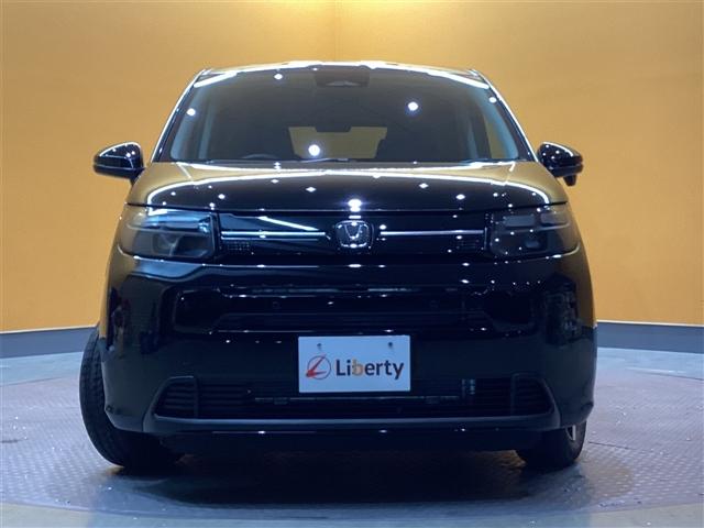 フリード エアー　ＥＸ　バックカメラ　クリアランスソナー　オートクルーズコントロール　レーンアシスト　衝突被害軽減システム　両側電動スライドドア　オートライト　ＬＥＤヘッドランプ　スマートキー　電動格納ミラー　シートヒーター（15枚目）