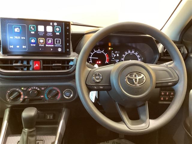 ライズ X バックカメラ クリアランスソナー レーンアシスト 衝突被害軽減システム TV オートライト LEDヘッドランプ スマートキー アイドリングストップ CVT 盗難防止システム 衝突安全ボディ USB(6枚目)